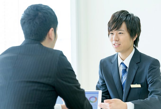 新卒採用が企業に与える”副次的効果”とは？ 新卒採用はマーケティング・組織活性・社員育成にも効果的！